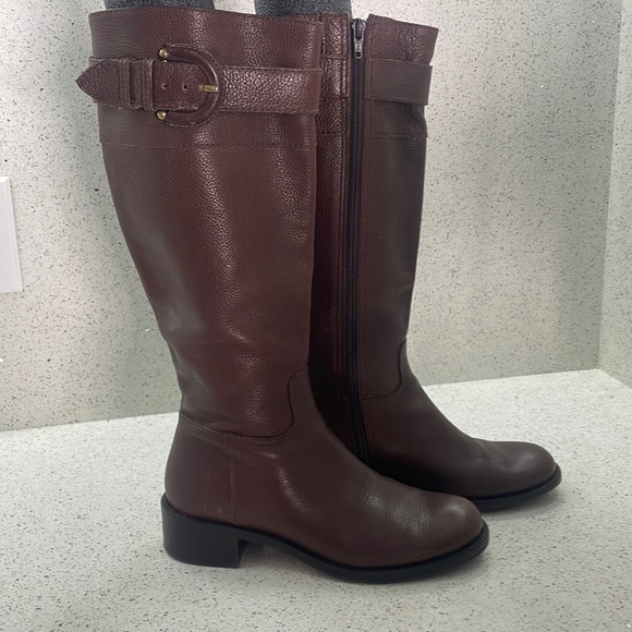 Banana Republic Shoes - Banana Republic pebble leather boots